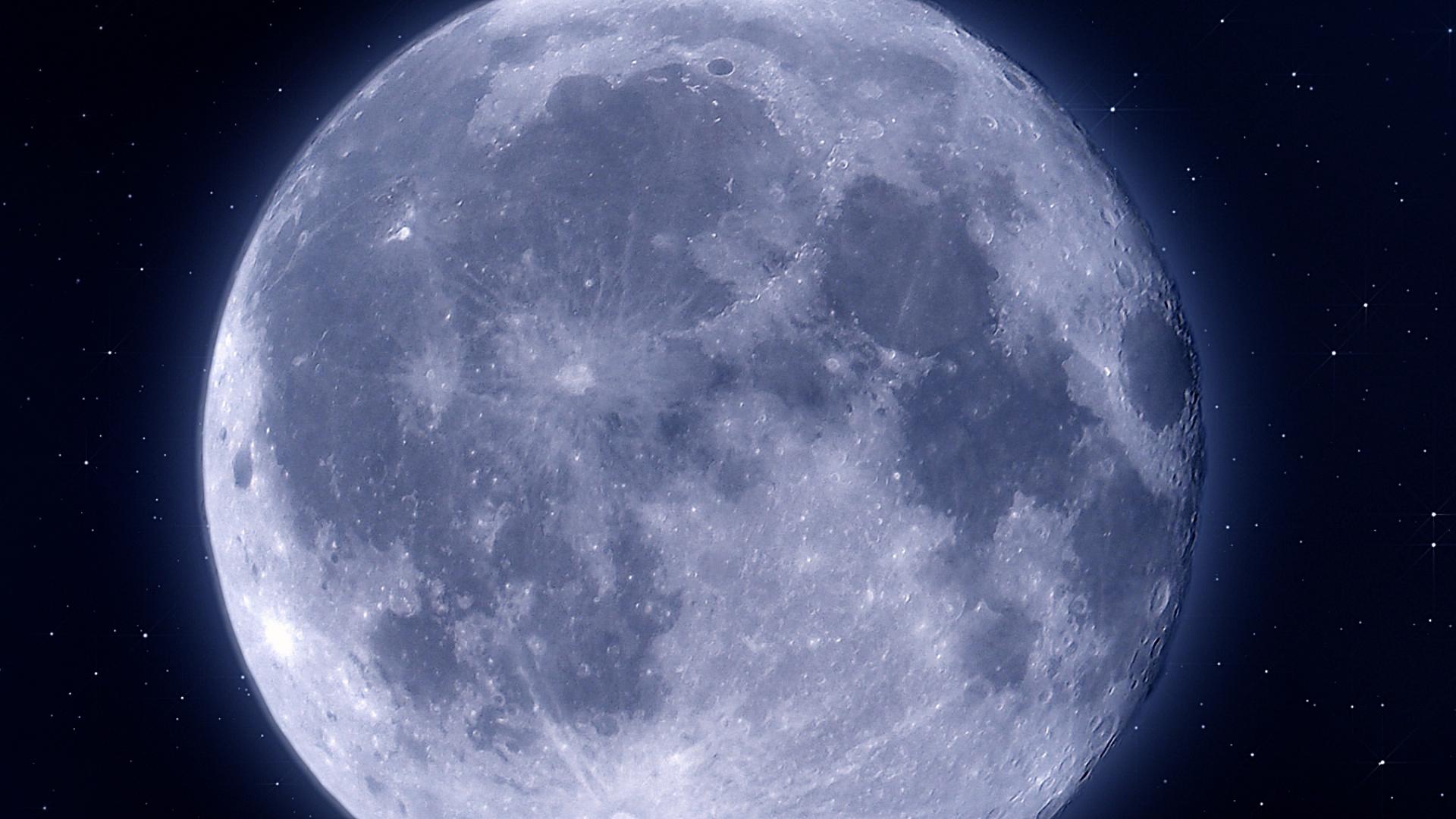 Film Publicitaire et de Brand Content VOYAGE SUR LA LUNE de Nathalie Lanier - Production: Les Films de la Robe Rouge Film Publicitaire et de Brand Content VOYAGE SUR LA LUNE de Nathalie Lanier - Production: Les Films de la Robe Rouge